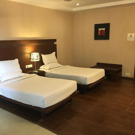 Hotel Md'S Continental Jorhāt 외부 사진